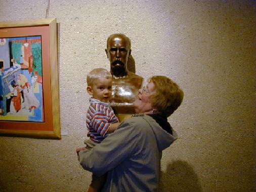 Grammy and Richie checking out  the art.